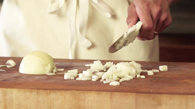 how to chop onion
